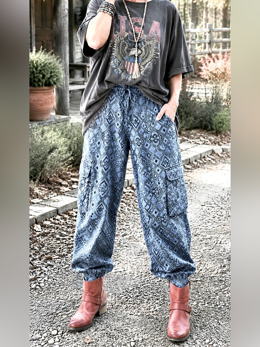 NWOT | JADED GYPSY | Diamond in the Rough Joggers | size L/XL